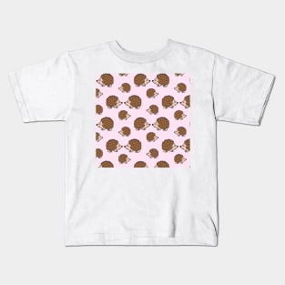 Cute little brown hedgehogs in pink love Kids T-Shirt